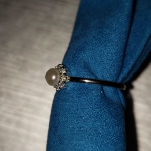 Jewelry - NWOT 💍Pearl and Cubic Zirconia .925 Ring Jewelry - NWOT 💍Pearl and Cubic Zirconia .925 Ring
